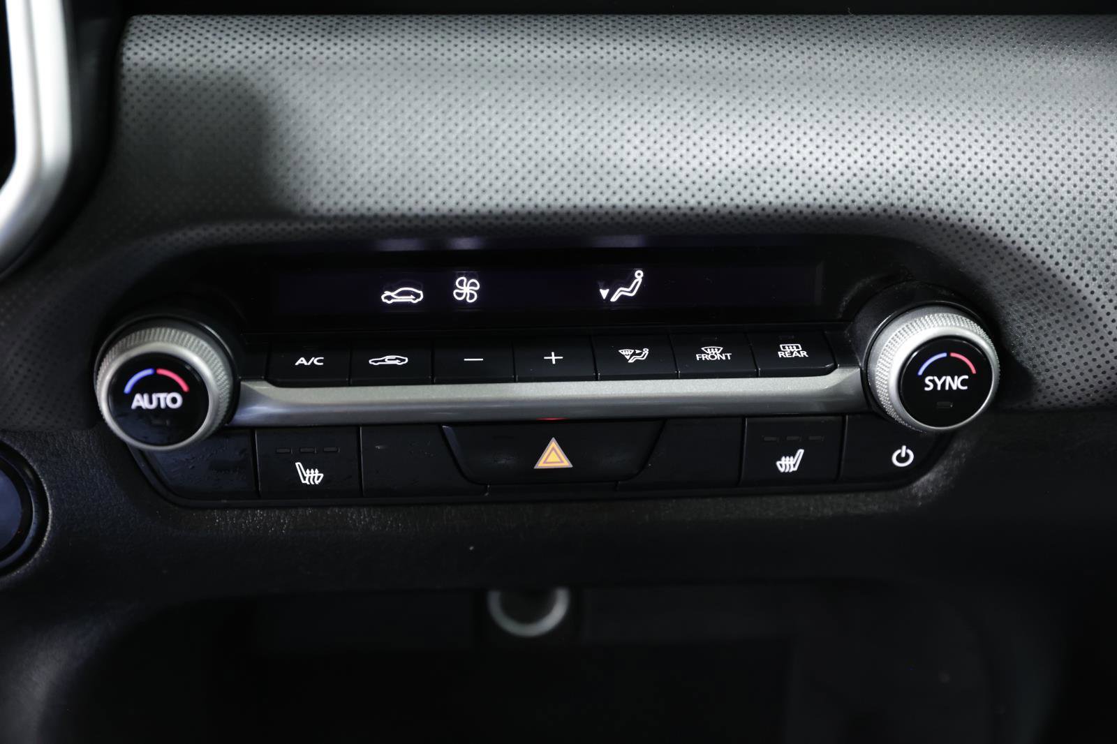 Used 2024 MAZDA CX-50 AWD 2.5 S w/ Preferred Package image 37