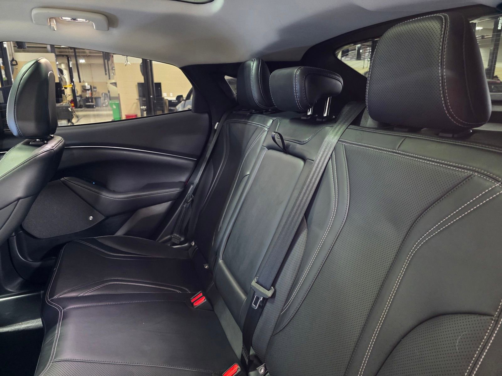 Used 2022 Ford Mustang Mach-E Premium image 14