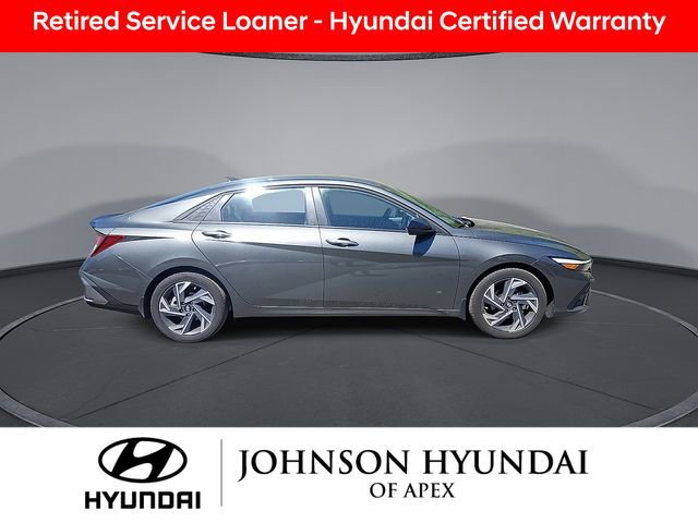 Certified 2025 Hyundai Elantra Sport image 10