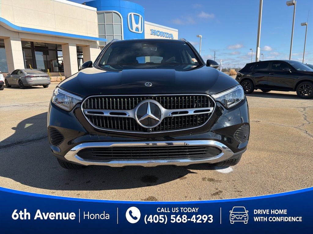 Used 2024 Mercedes-Benz GLC 300 4MATIC image 2