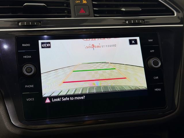 Used 2024 Volkswagen Tiguan SEL R-Line image 17