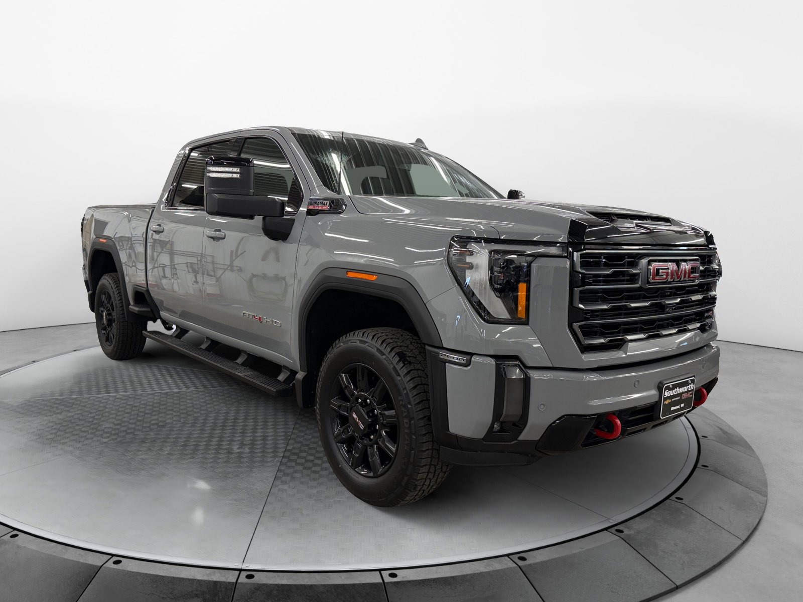 Used 2024 GMC Sierra 2500 AT4 AWD/4WD image 4