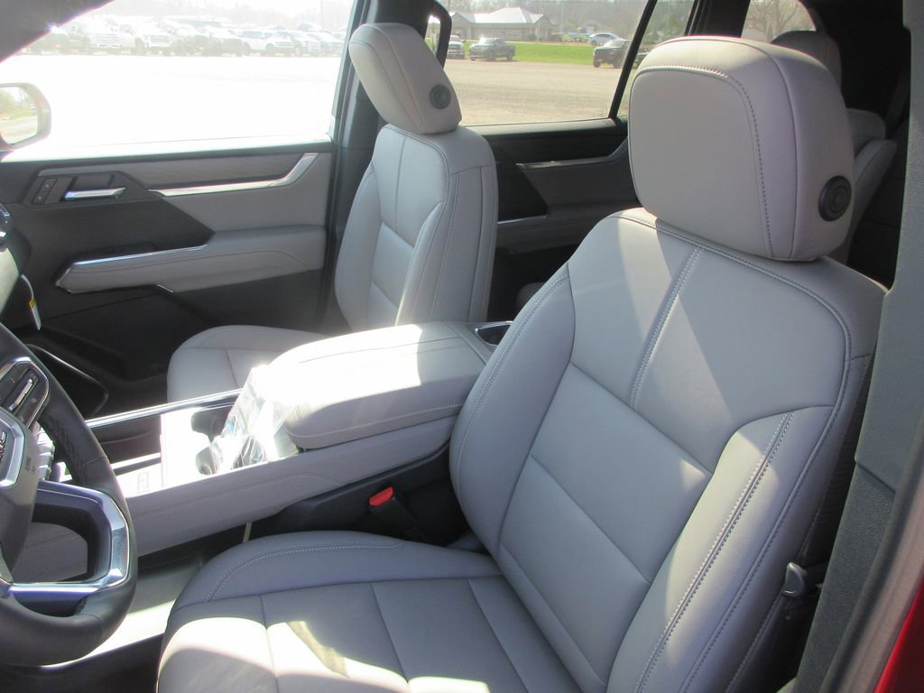 New 2026 GMC Acadia Elevation image 12