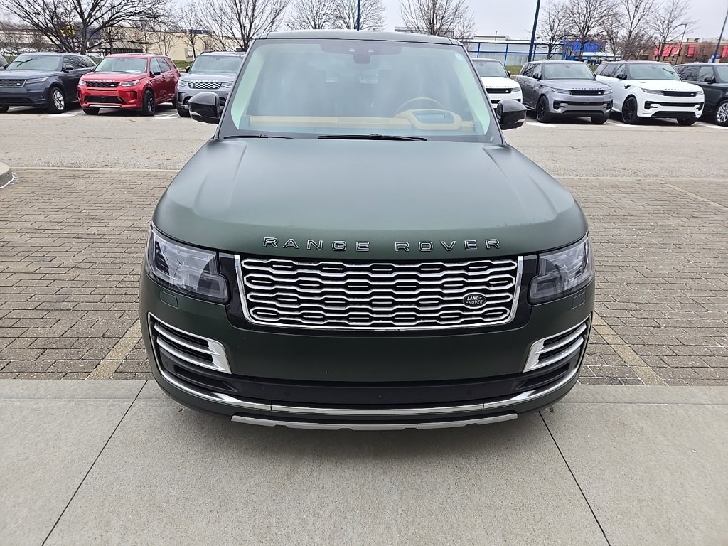 Used 2021 Land Rover Range Rover LWB SV Autobiography image 2