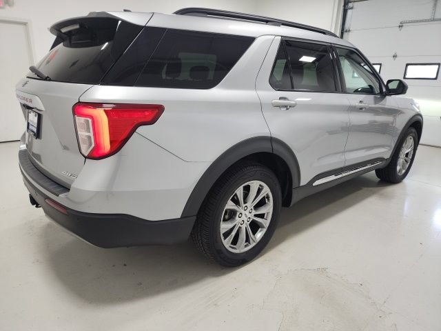 Used 2021 Ford Explorer XLT w/ Equipment Group 202A AWD/4WD image 6