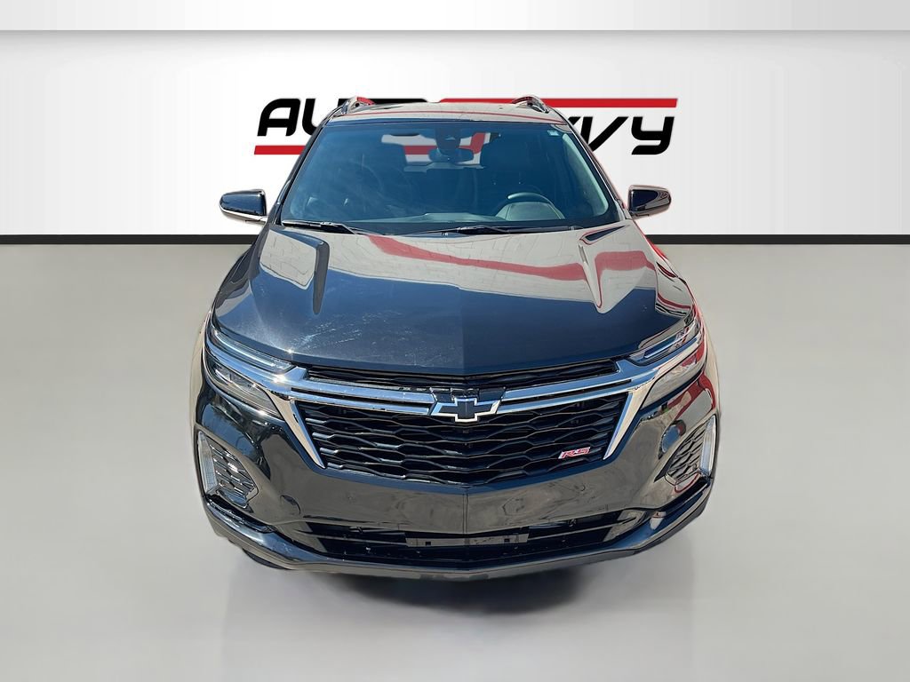Used 2024 Chevrolet Equinox RS AWD/4WD image 2