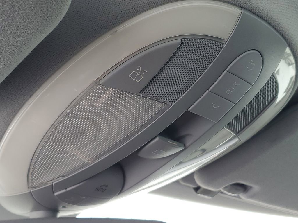 Used 2006 Mercedes-Benz E 350 4MATIC Sedan image 18