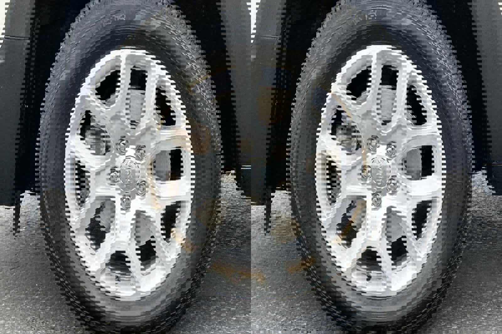 Used 2018 Jeep Renegade Latitude w/ Popular Equipment Group image 26