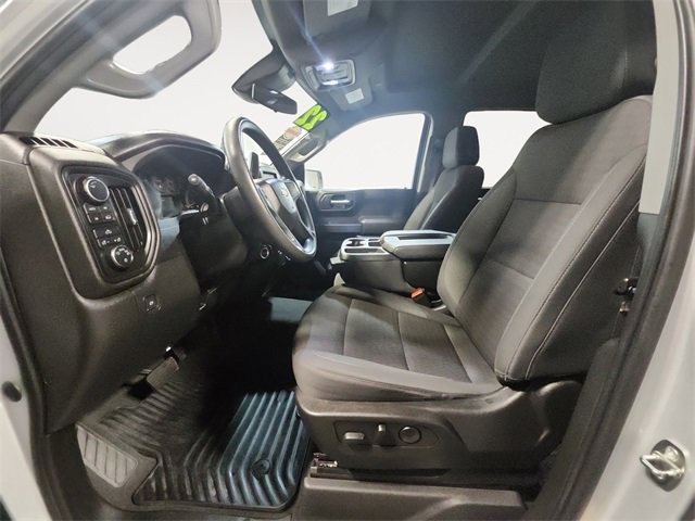 Used 2022 Chevrolet Silverado 1500 Custom image 9
