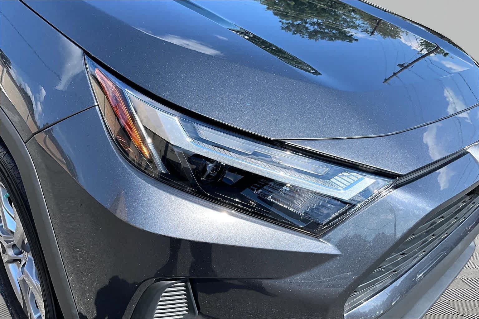 Certified 2024 Toyota RAV4 XLE AWD/4WD image 28