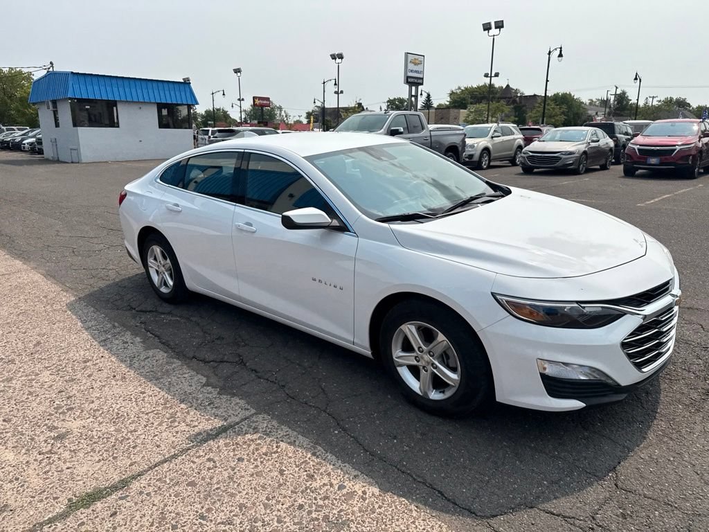 Used 2024 Chevrolet Malibu LT FWD image 6