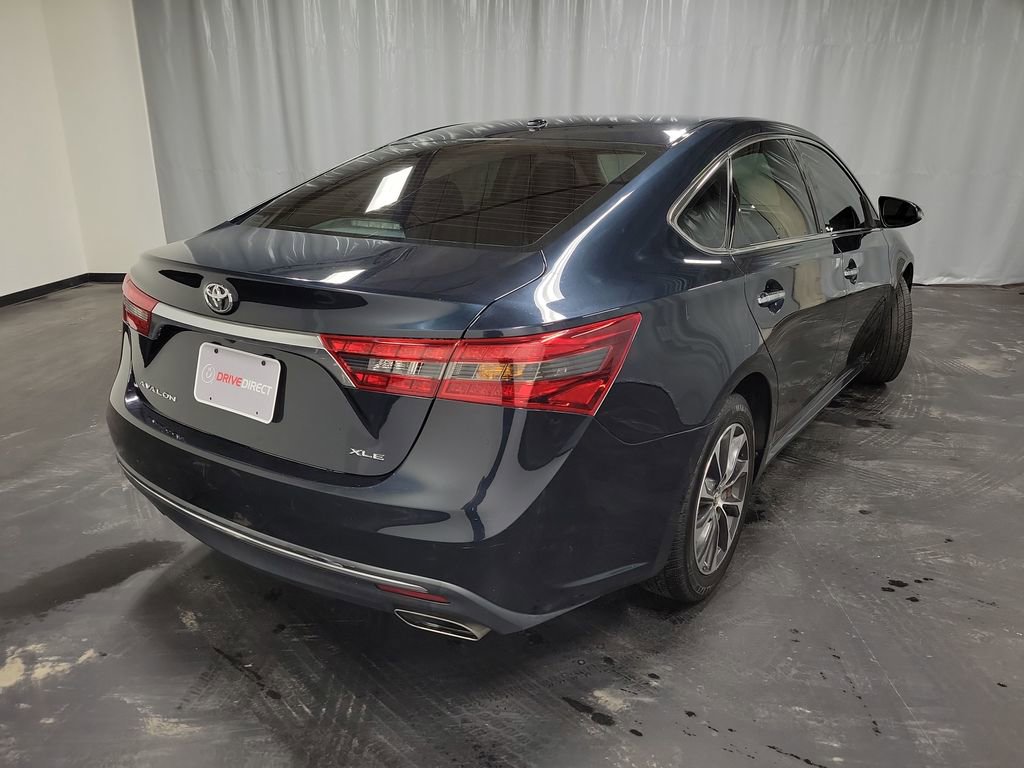 Used 2016 Toyota Avalon XLE image 8