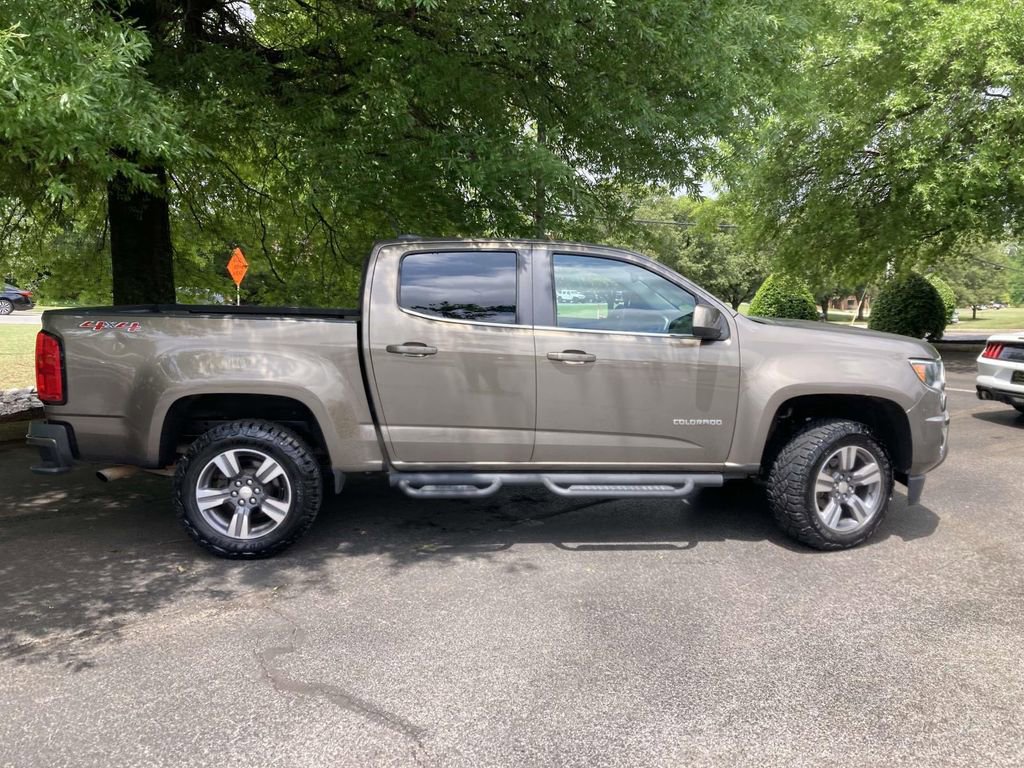 Used 2016 Chevrolet Colorado LT w/ LT Convenience Package AWD/4WD image 2