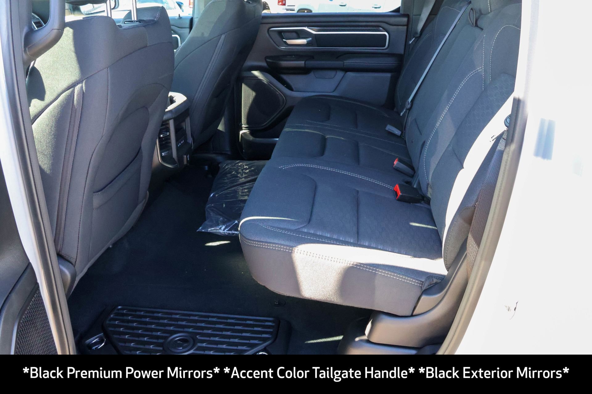 New 2026 RAM 1500 4x4 Crew Cab image 19