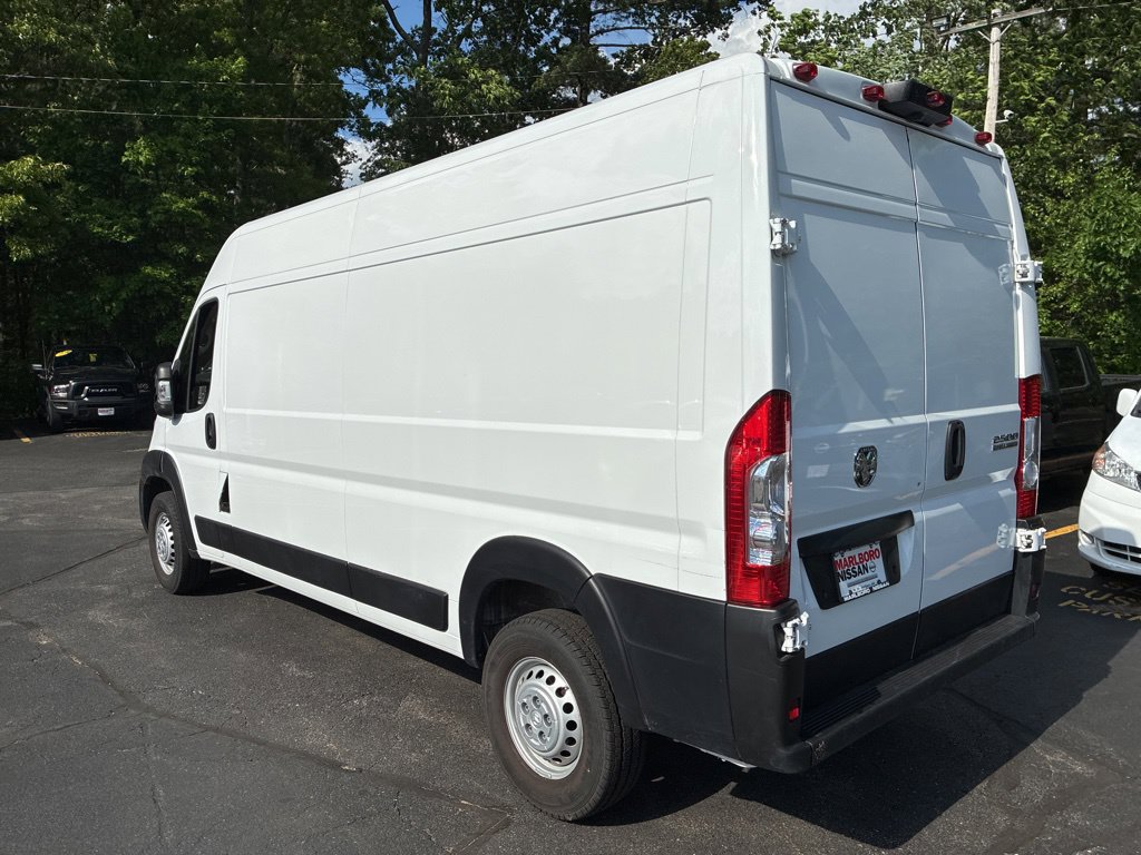 Used 2025 RAM ProMaster 2500 w/ Convenience Group FWD image 5
