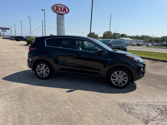 Certified 2022 Kia Sportage LX w/ LX AWD Value Edition Package image 2