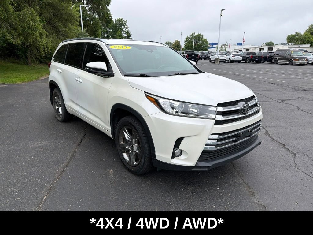 Used 2017 Toyota Highlander Limited AWD/4WD image 2
