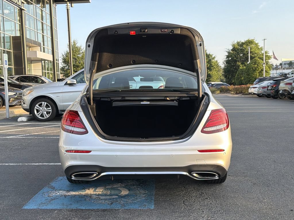 Used 2018 Mercedes-Benz E 300 image 14