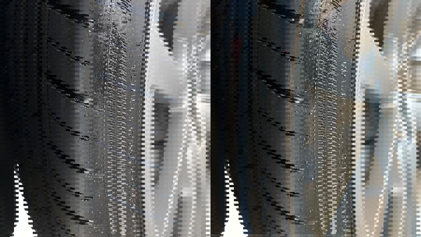 Used 2011 Audi A5 2.0T Premium image 42