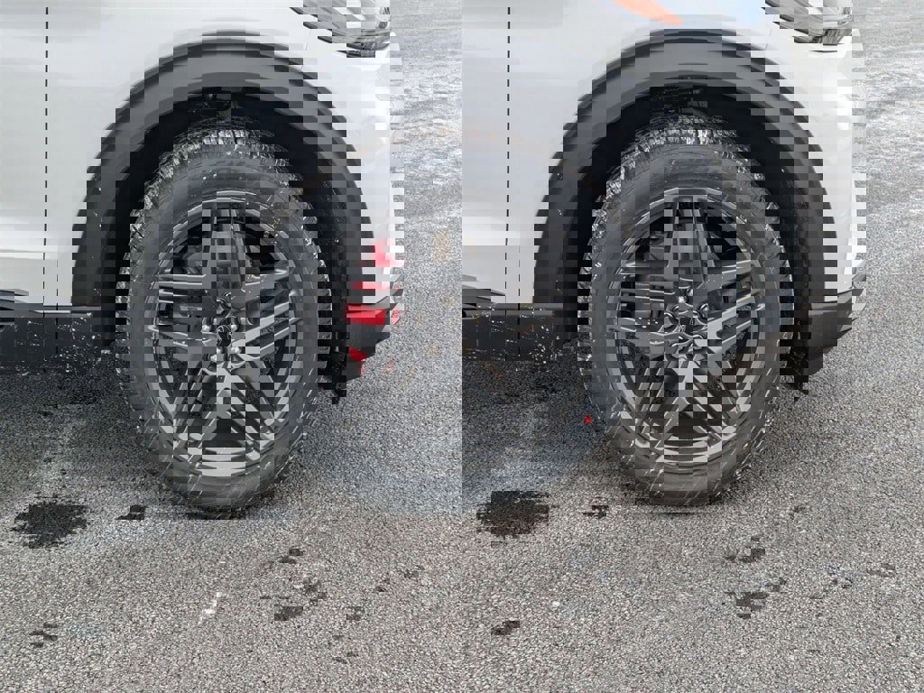 New 2026 Ford Explorer ST-Line image 25