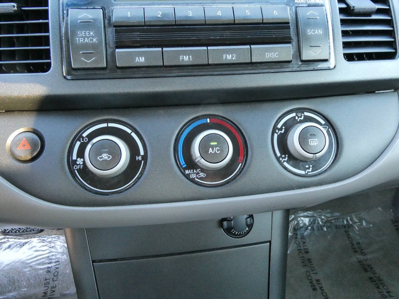 Used 2005 Toyota Camry LE FWD image 17