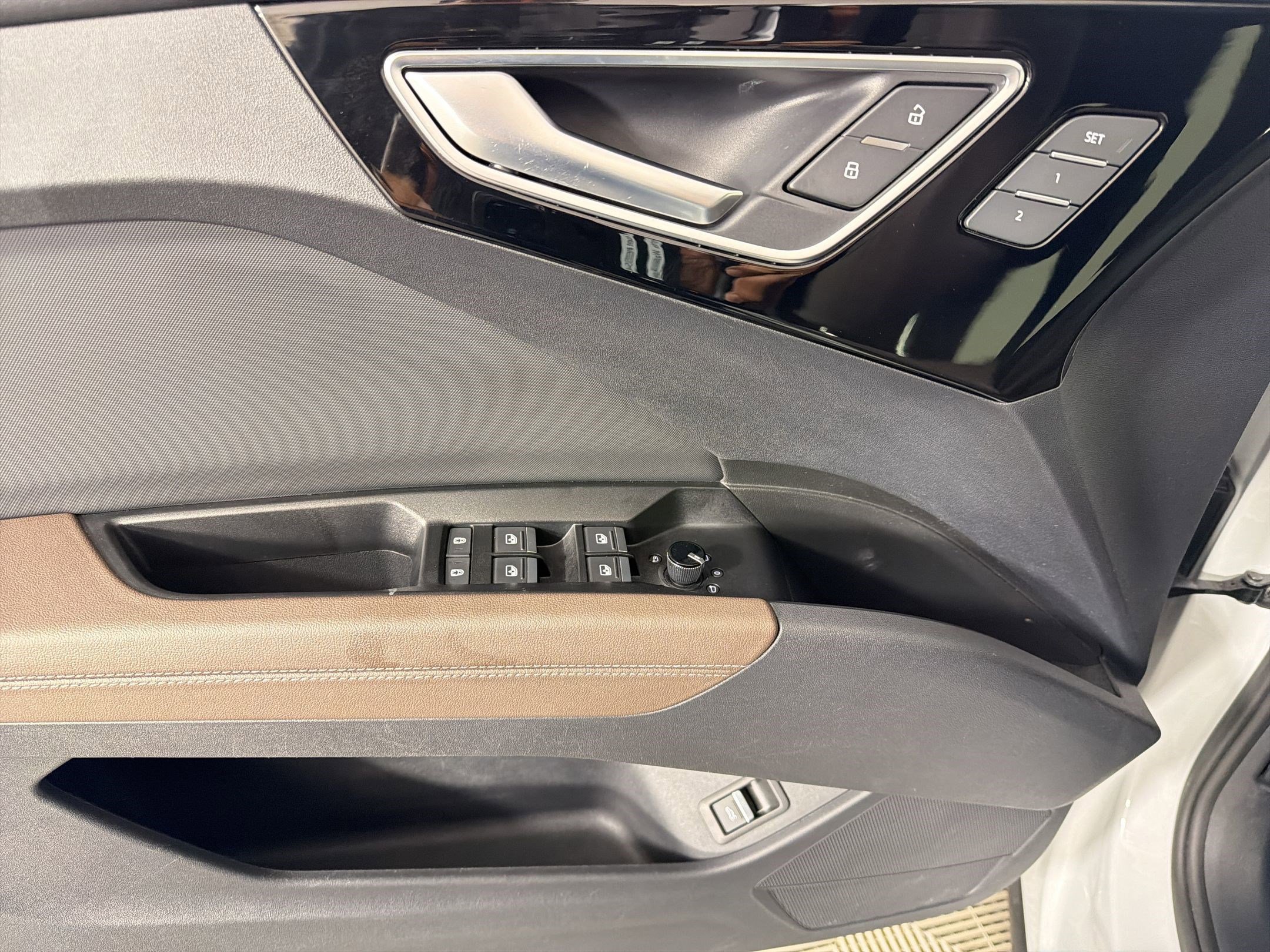 Certified 2023 Audi Q4 e-tron Prestige image 21