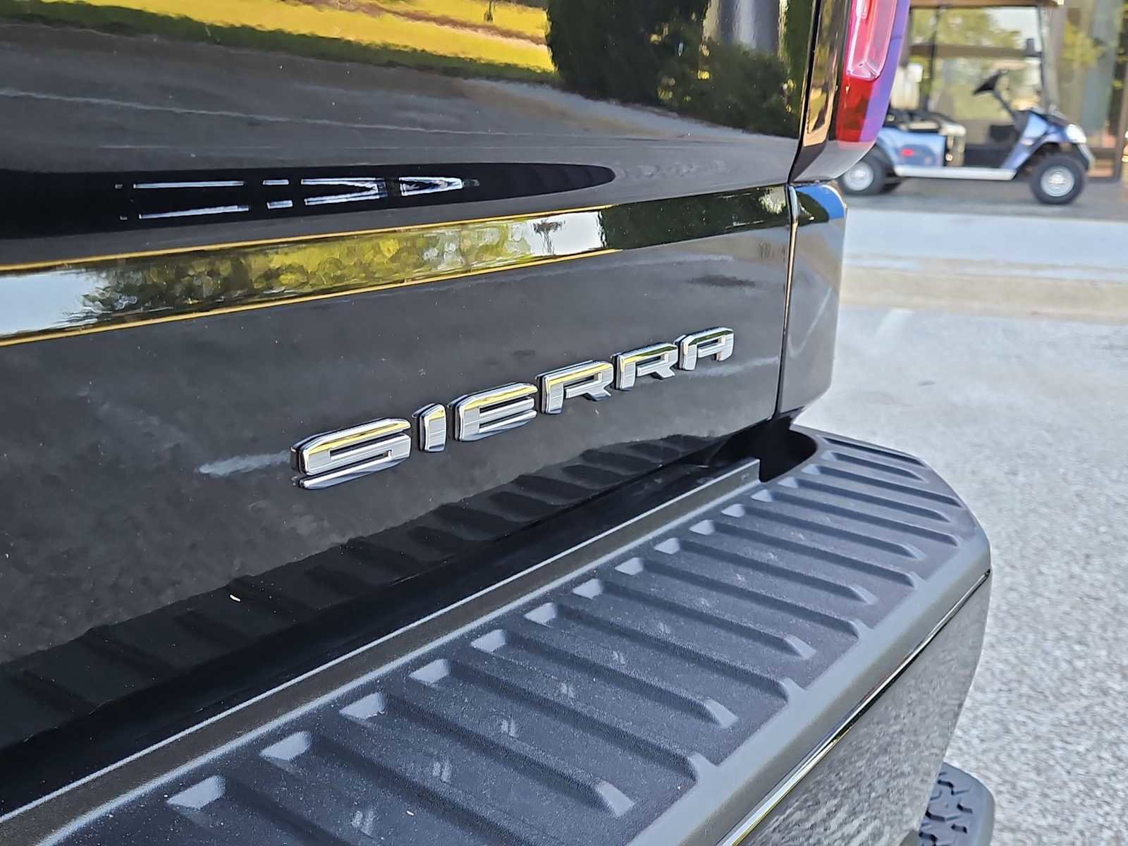 Certified 2025 GMC Sierra 1500 Denali Ultimate AWD/4WD image 13