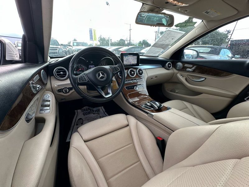 Used 2015 Mercedes-Benz C 300 4MATIC Sedan image 27