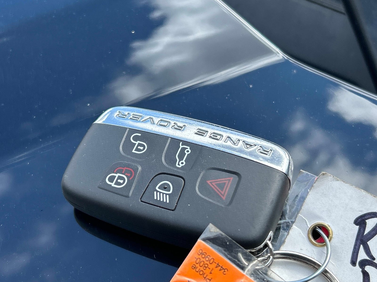 Used 2019 Land Rover Range Rover Evoque SE AWD/4WD image 11