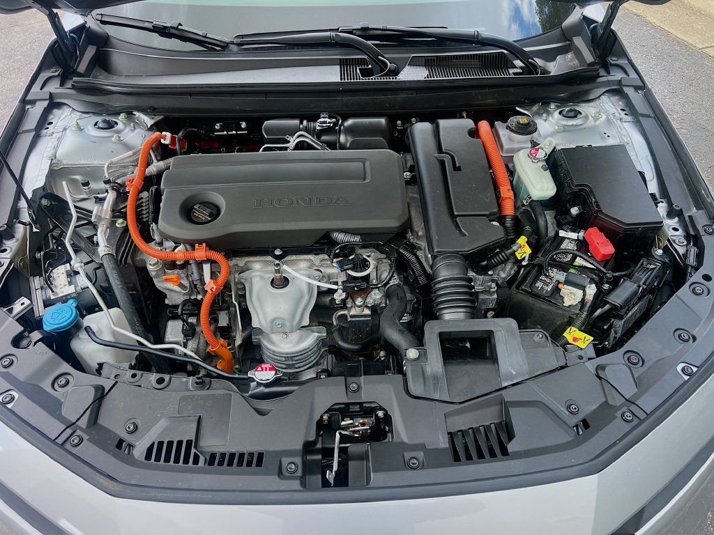 Used 2025 Honda Accord Sport image 30