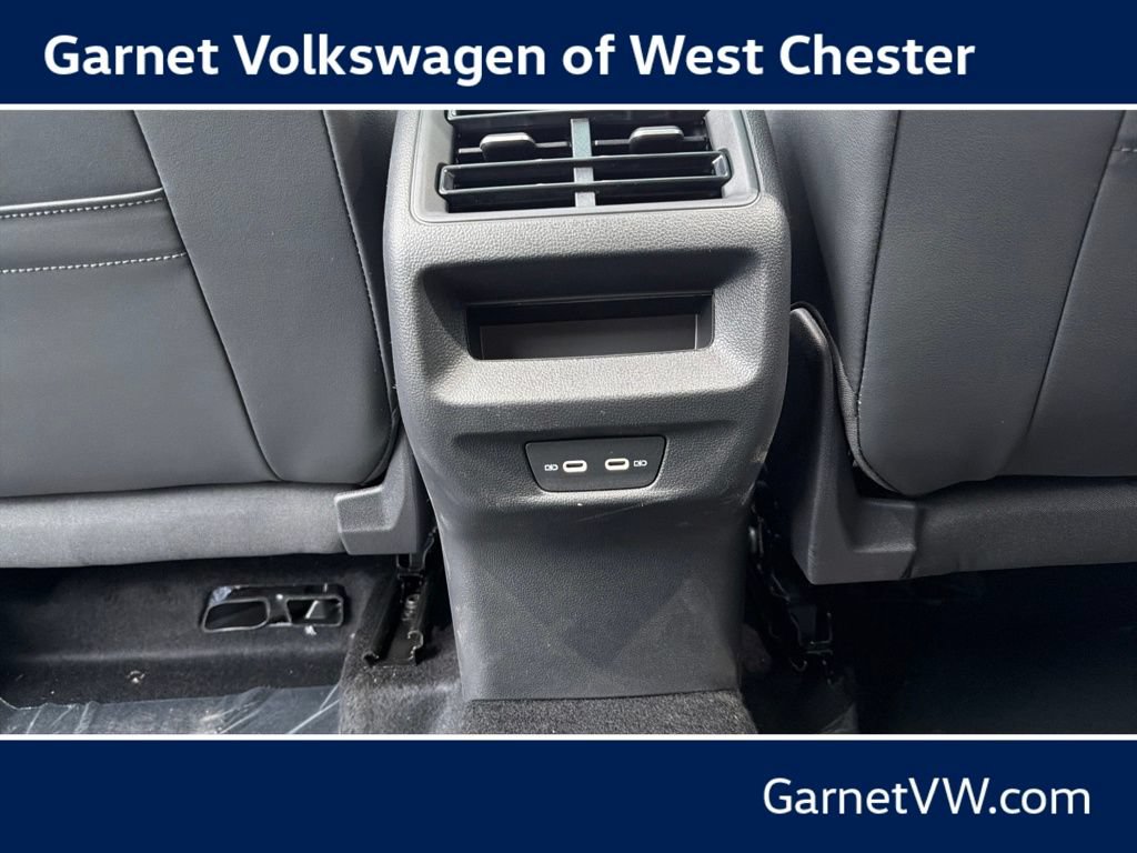 New 2026 Volkswagen Tiguan SE R-Line AWD/4WD image 33