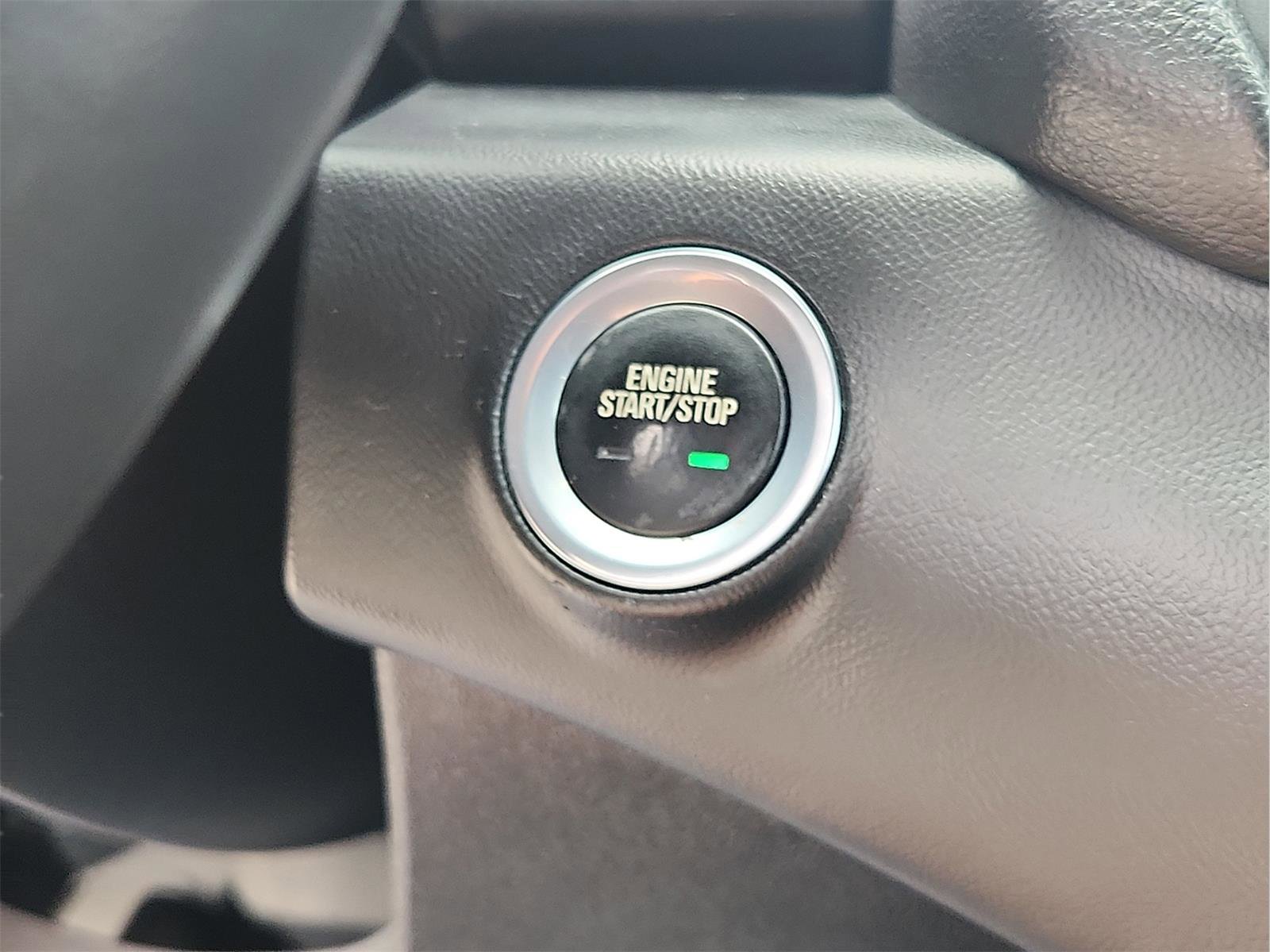 Used 2018 GMC Terrain SLE w/ Driver Convenience Package image 23