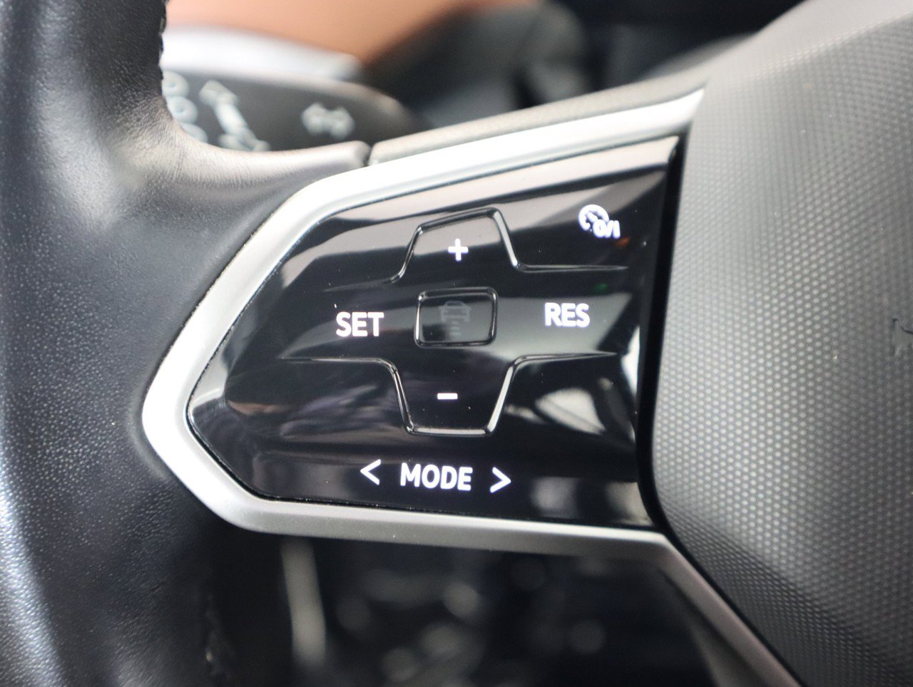 Used 2022 Volkswagen ID.4 Pro S image 23