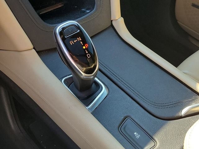 Used 2018 Cadillac XT5 Luxury w/ Driver Awareness Package image 32