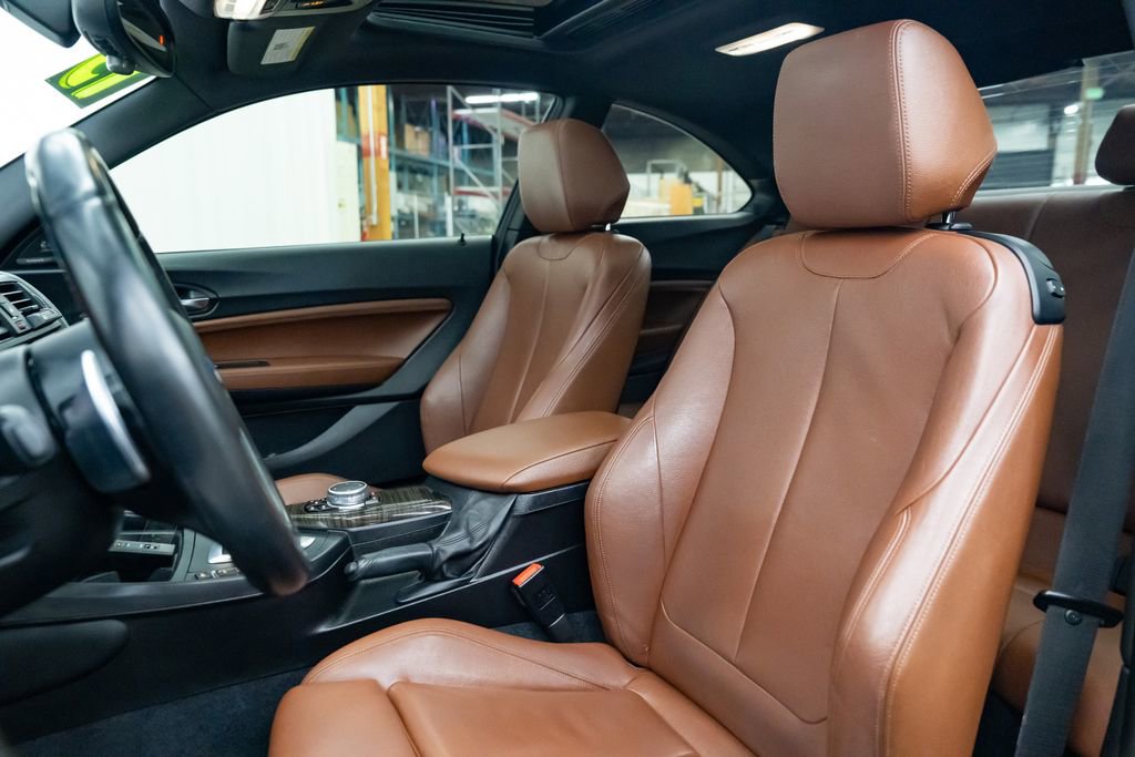 Used 2015 BMW M235i xDrive Coupe image 22