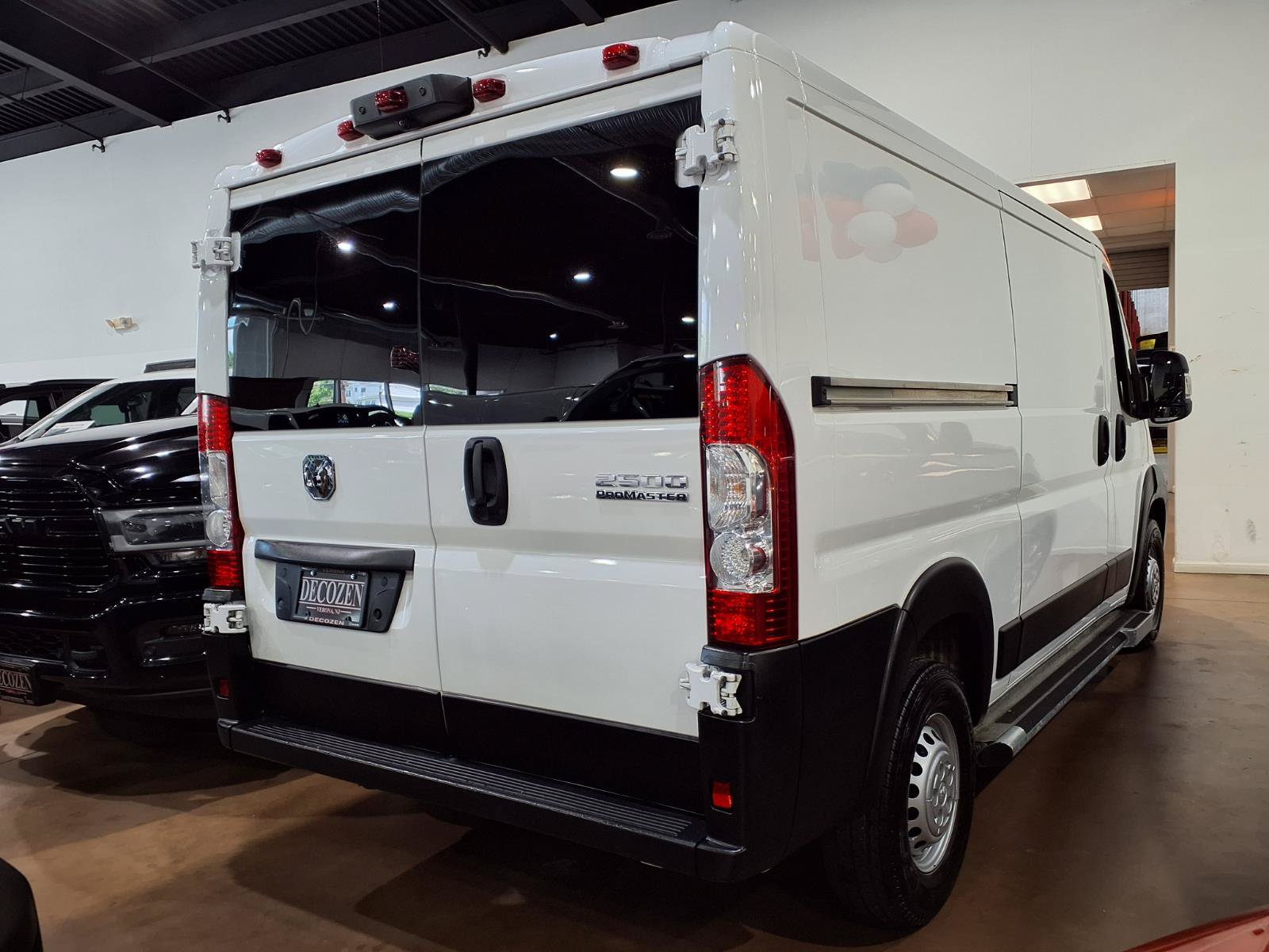 Used 2025 RAM ProMaster 2500 w/ U-Haul Equipment Group FWD image 6