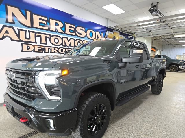 Used 2025 Chevrolet Silverado 3500 LTZ w/ Trail Boss Package AWD/4WD image 1
