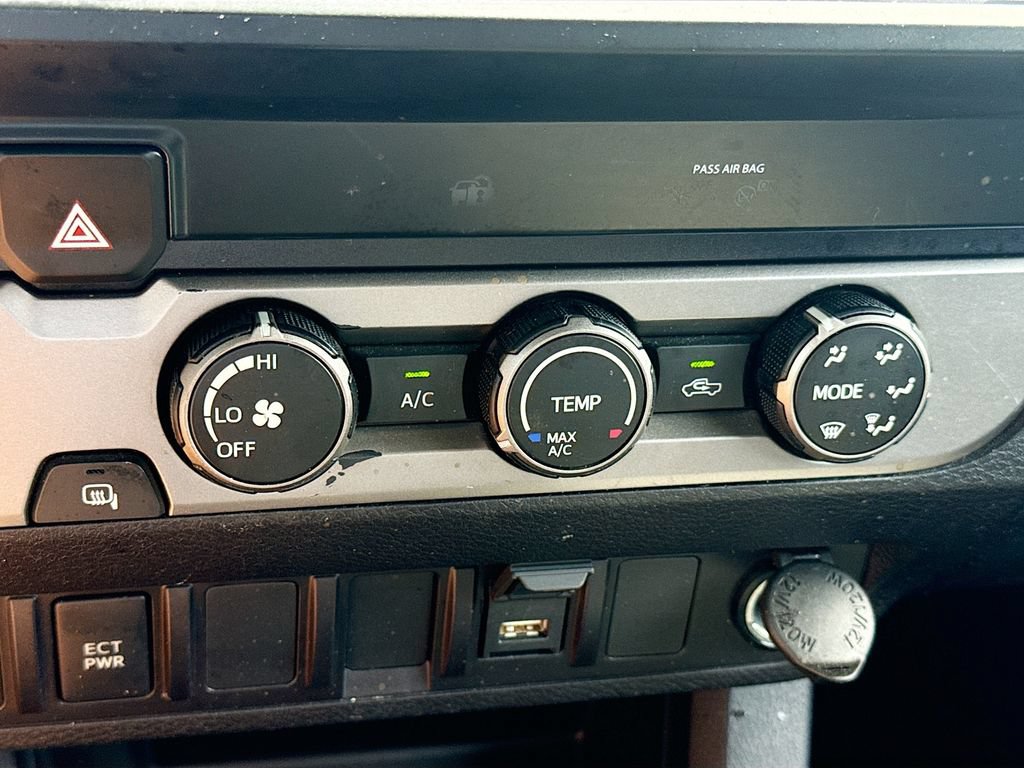 Used 2022 Toyota Tacoma SR RWD image 16