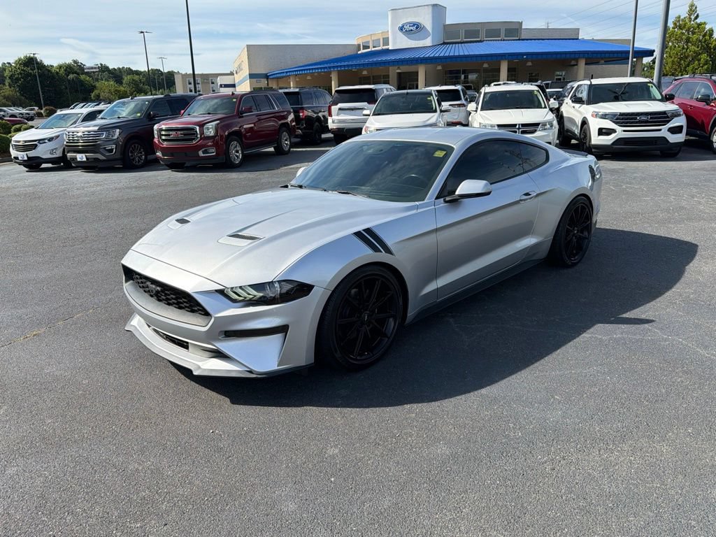 Used 2019 Ford Mustang Premium w/ Equipment Group 201A RWD image 17