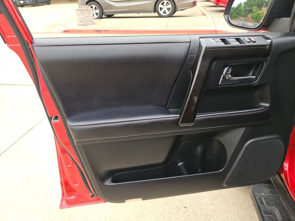 Used 2024 Toyota 4Runner TRD Off-Road AWD/4WD image 14