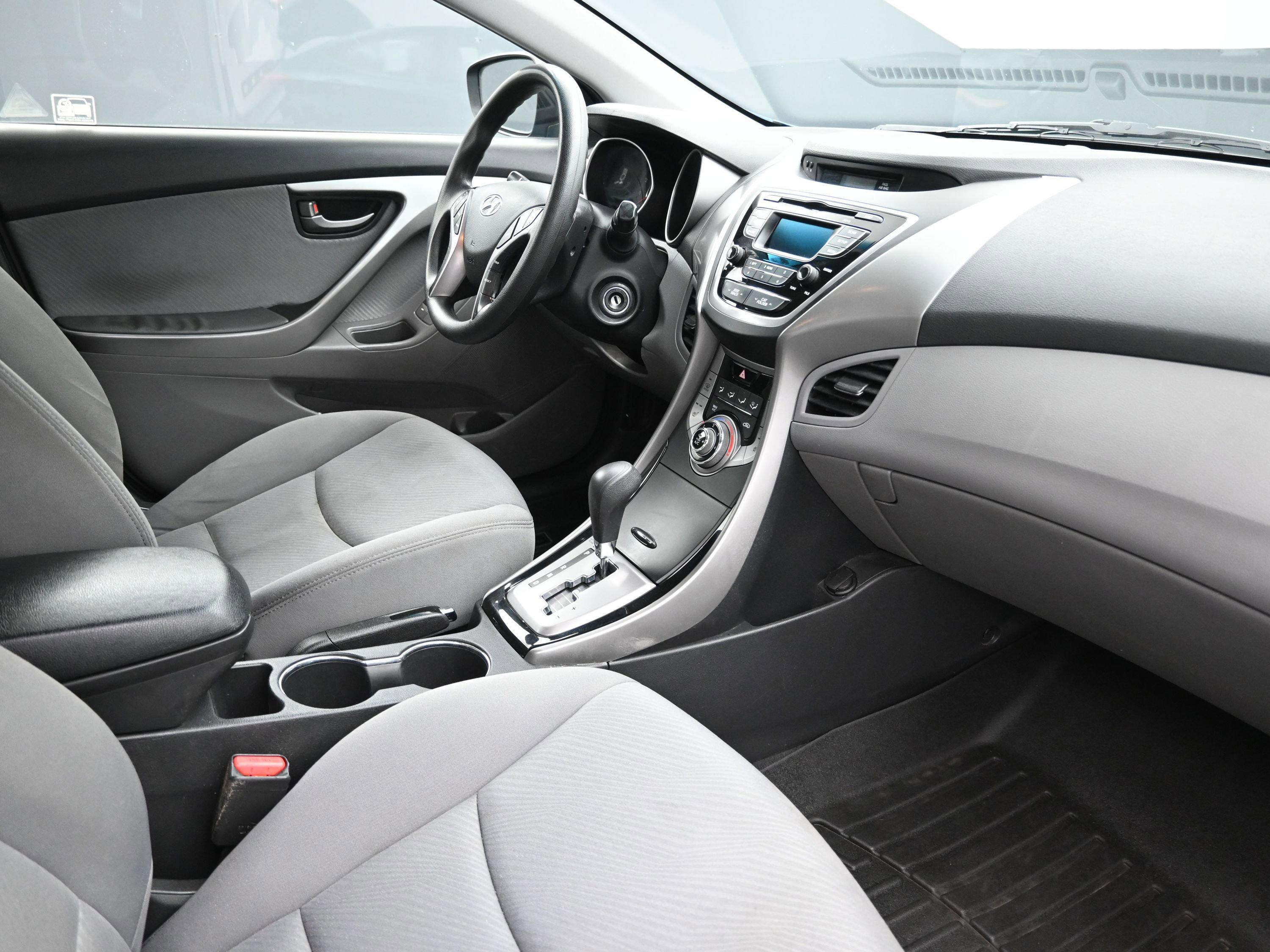 Used 2013 Hyundai Elantra GLS w/ Preferred Pkg FWD image 25