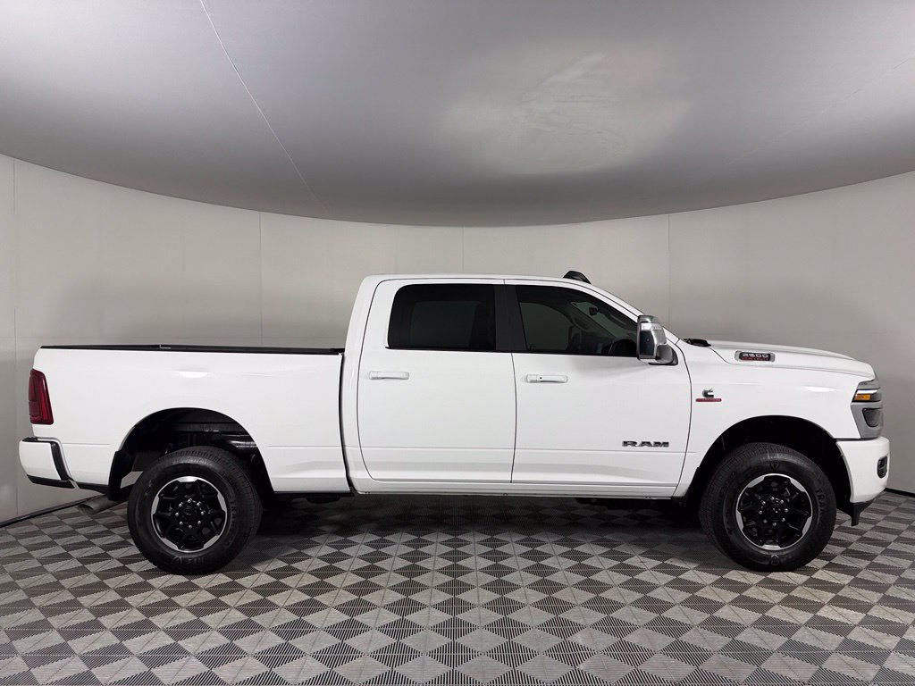 Used 2026 RAM 2500 Laramie AWD/4WD image 10