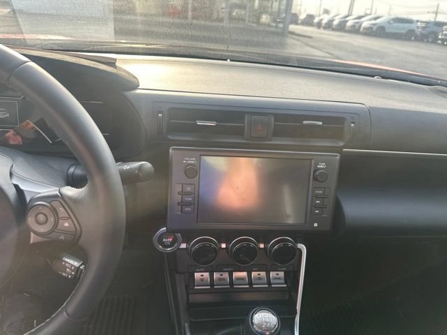 Used 2025 Toyota GR86 Premium RWD image 12