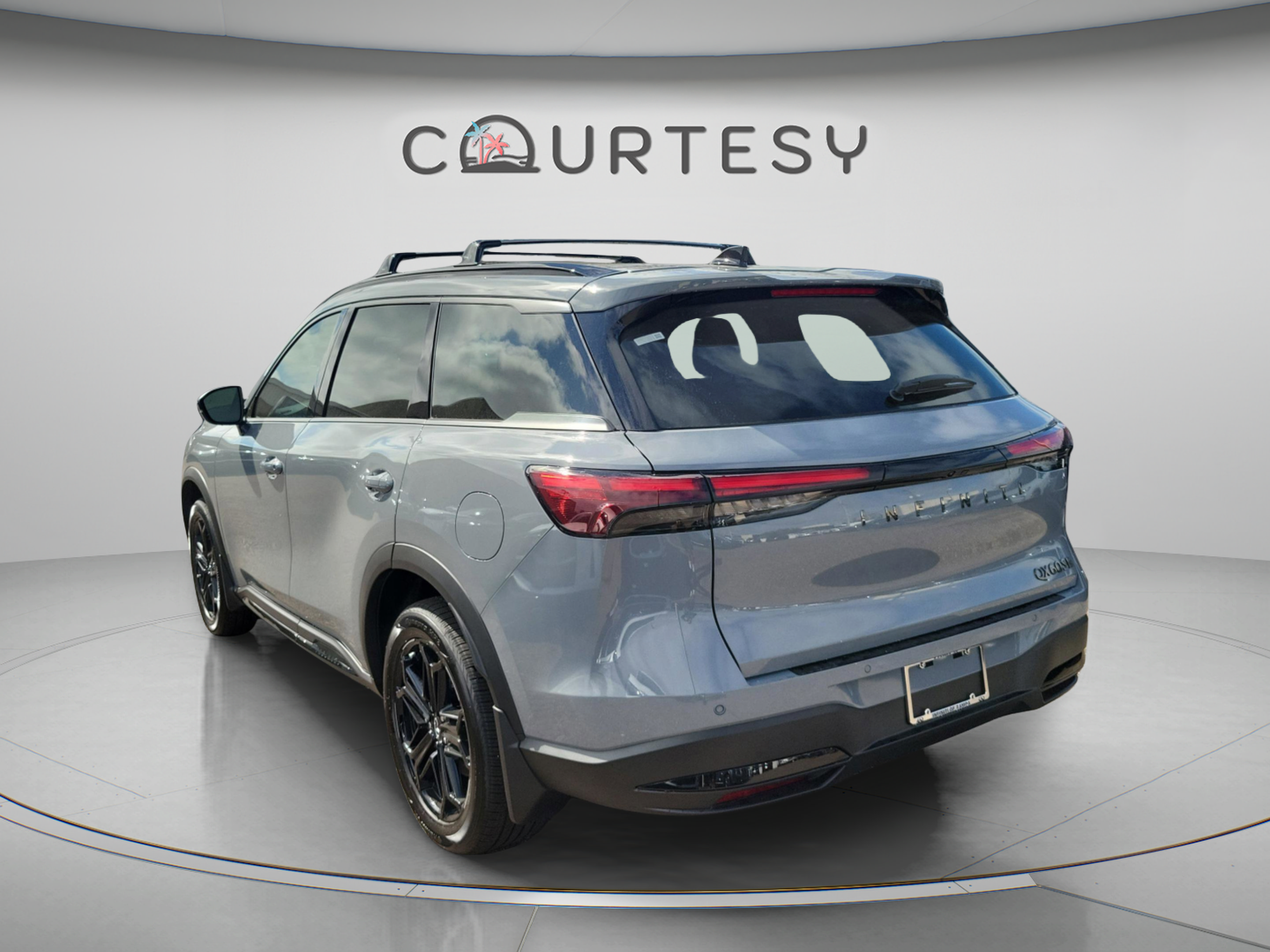 Certified 2026 INFINITI QX60 Sport w/ Dark Cargo Package AWD/4WD image 2