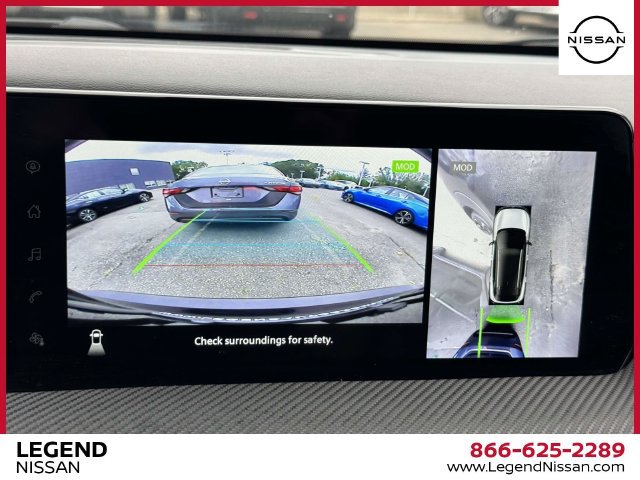 Used 2025 Nissan Kicks SR w/ Illumination Package AWD/4WD image 27