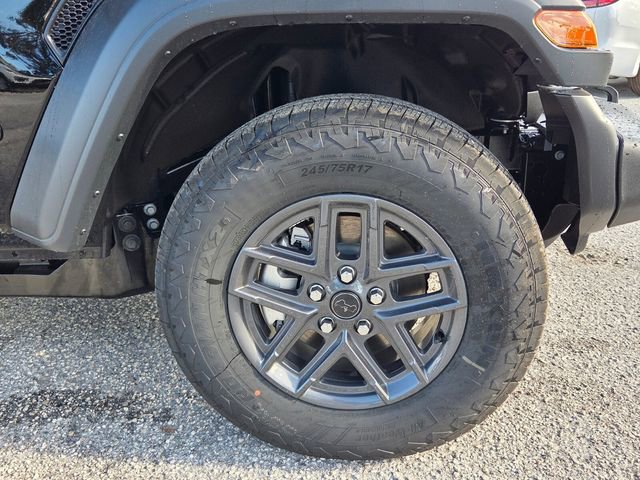 Used 2026 Jeep Wrangler Sport AWD/4WD image 9