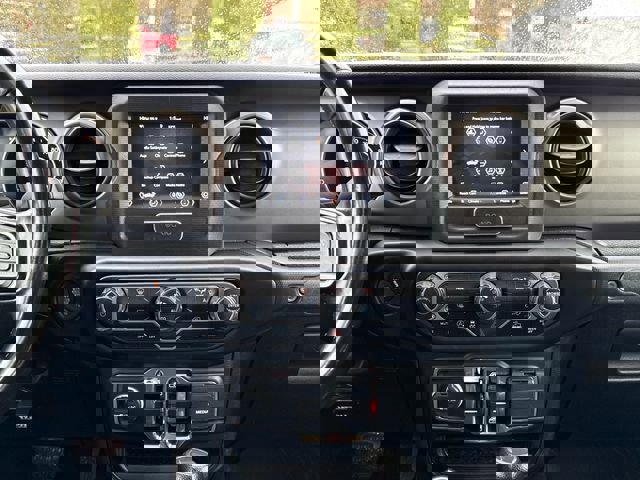 Used 2021 Jeep Gladiator Sport image 16