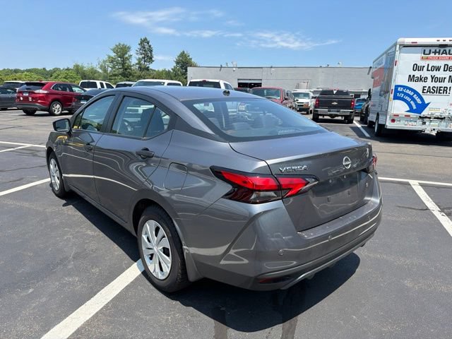 Used 2024 Nissan Versa S FWD image 5