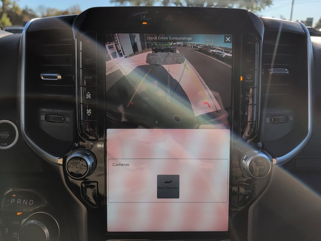 New 2026 RAM 1500 4x4 Crew Cab image 34