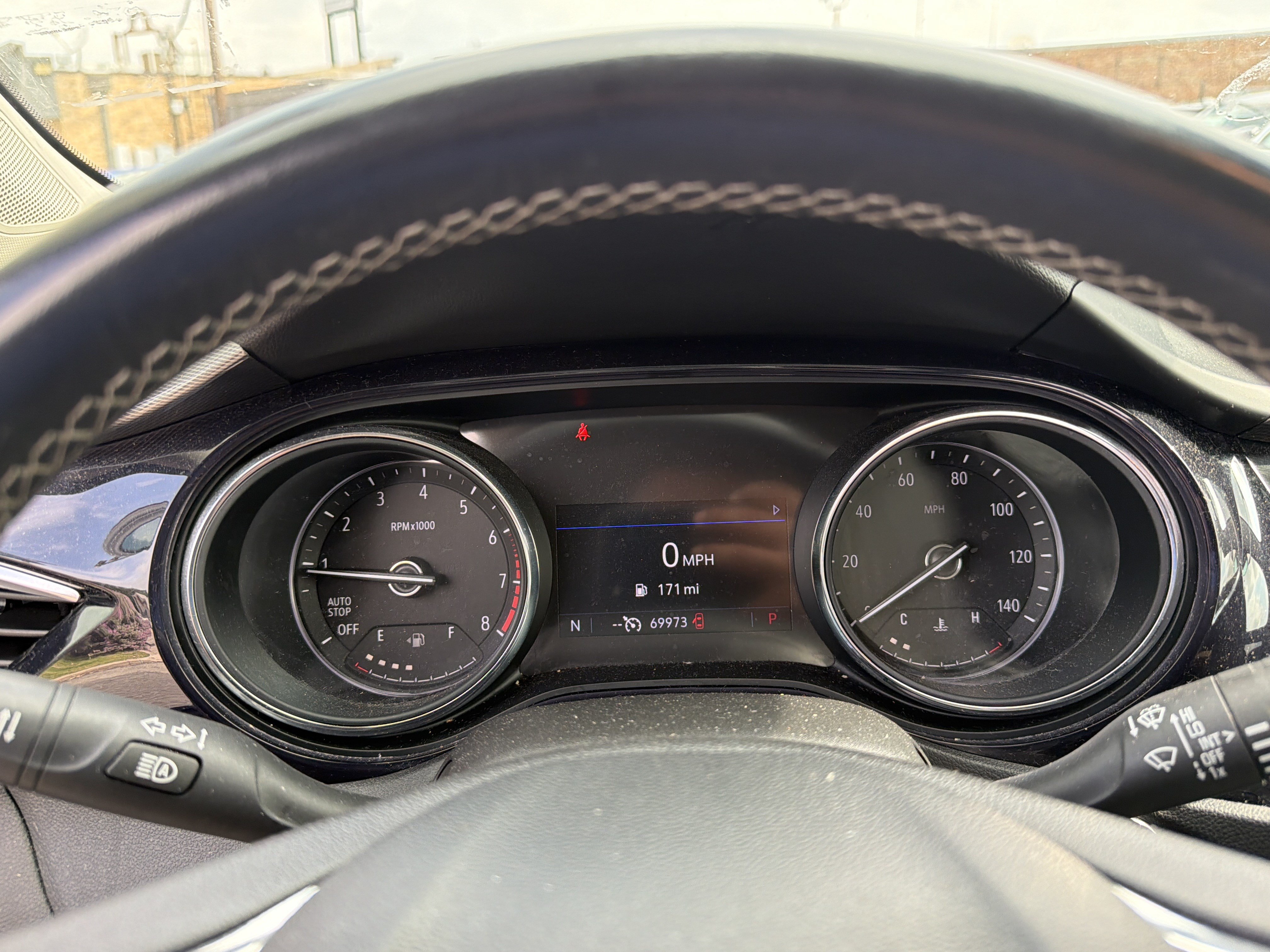 Used 2022 Buick Encore GX Select w/ Sport Touring Package FWD image 9